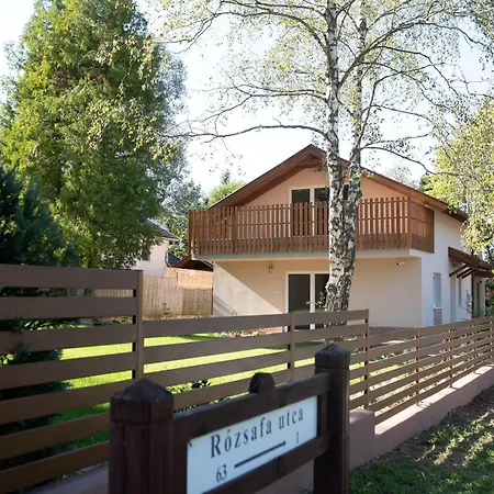 Banki Vendeghaz Villa Kültér fotó